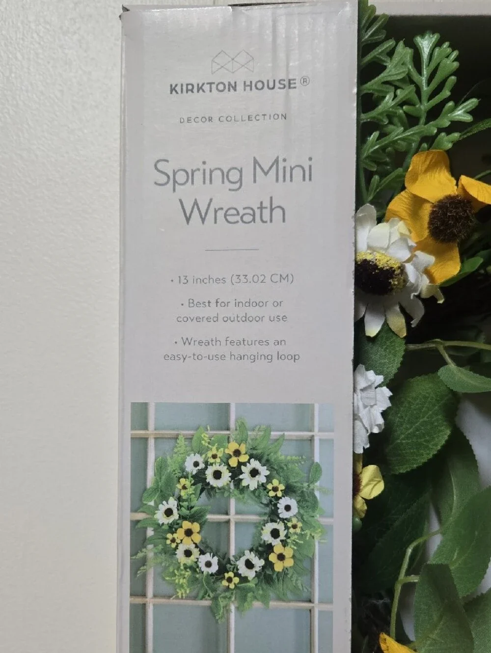 Kirkton House White & Yellow Spring Mini Wreath